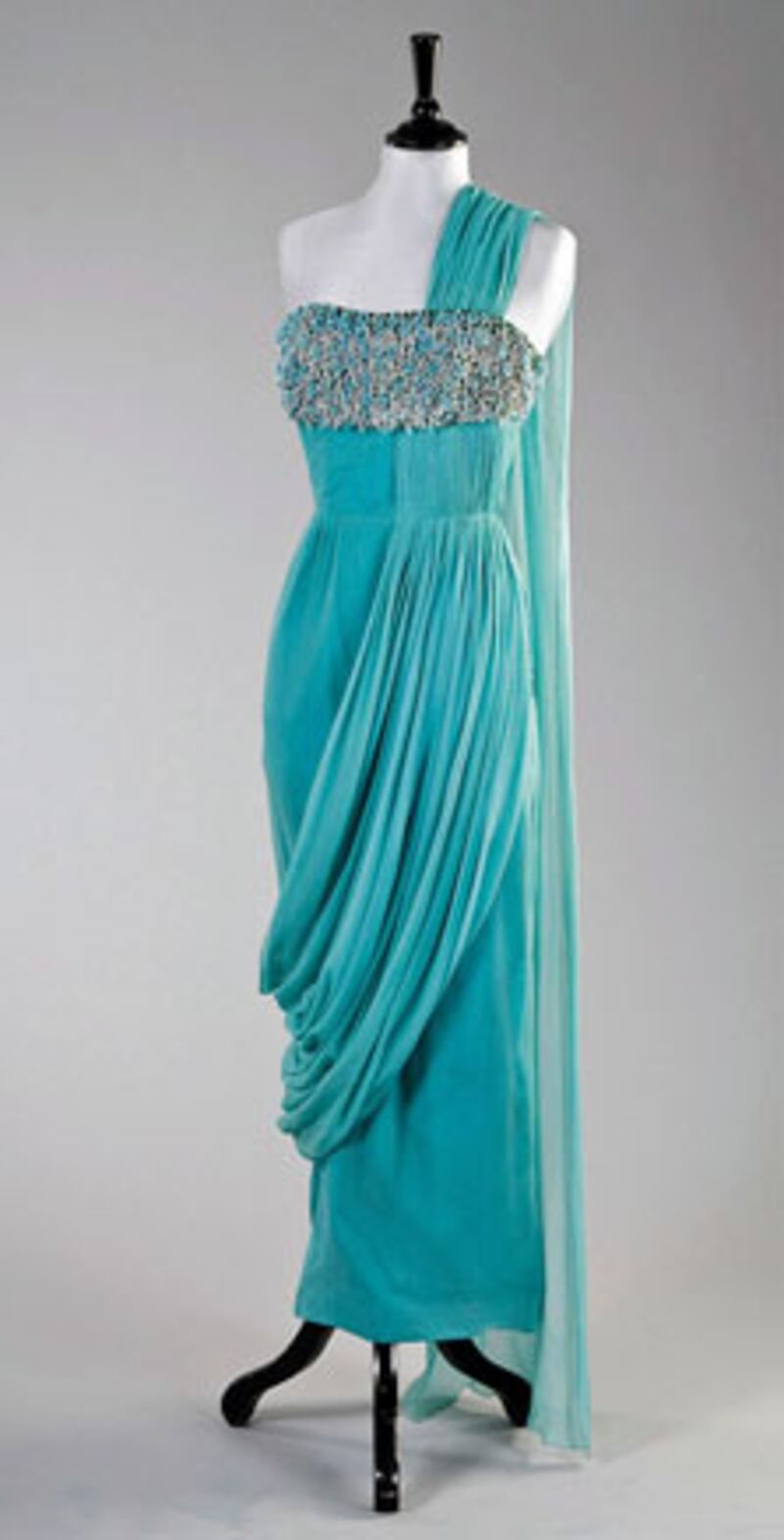 galleries/2009/12/09/audrey-hepburn-auction/audrey-hepburn-4_iblqdl