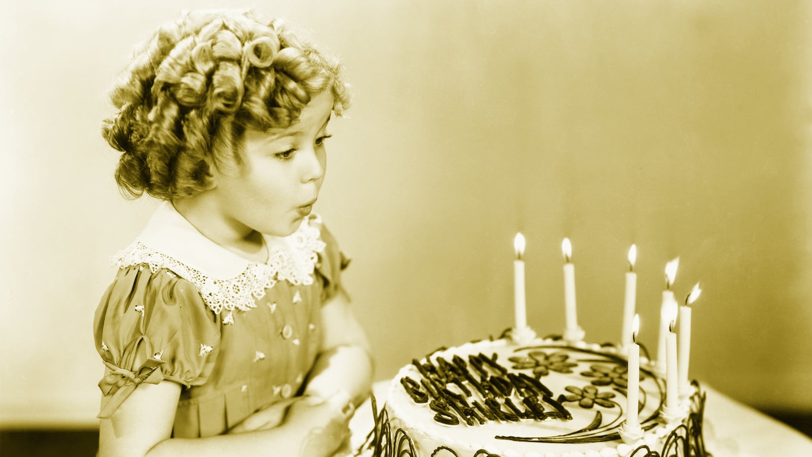 articles/2015/09/13/why-should-we-pay-for-happy-birthday/150912-gioia-happy-birthday-tease_dnptqs