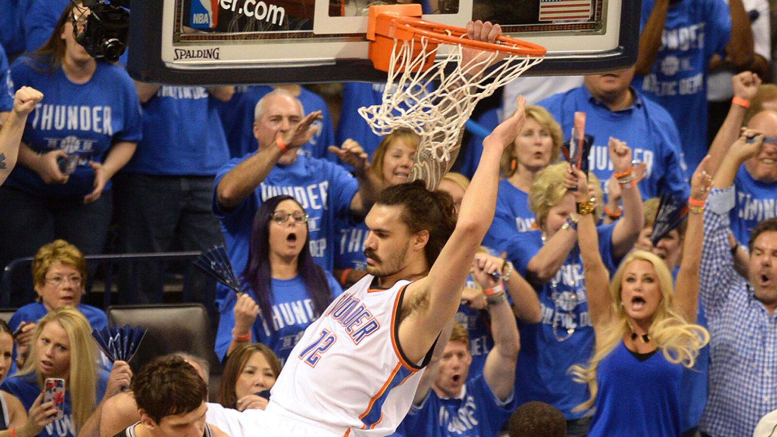 cheats/2016/05/13/thunder-crush-spurs-and-head-to-finals/160513-thunder-nba-finals-cheat_pbcs68