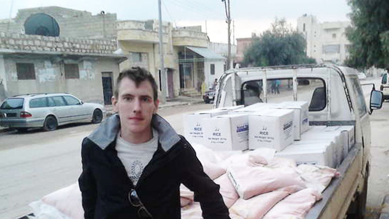 cheats/2014/10/13/parents-release-isis-hostage-s-letter/141003-peter-kassig-tease_fl5szh