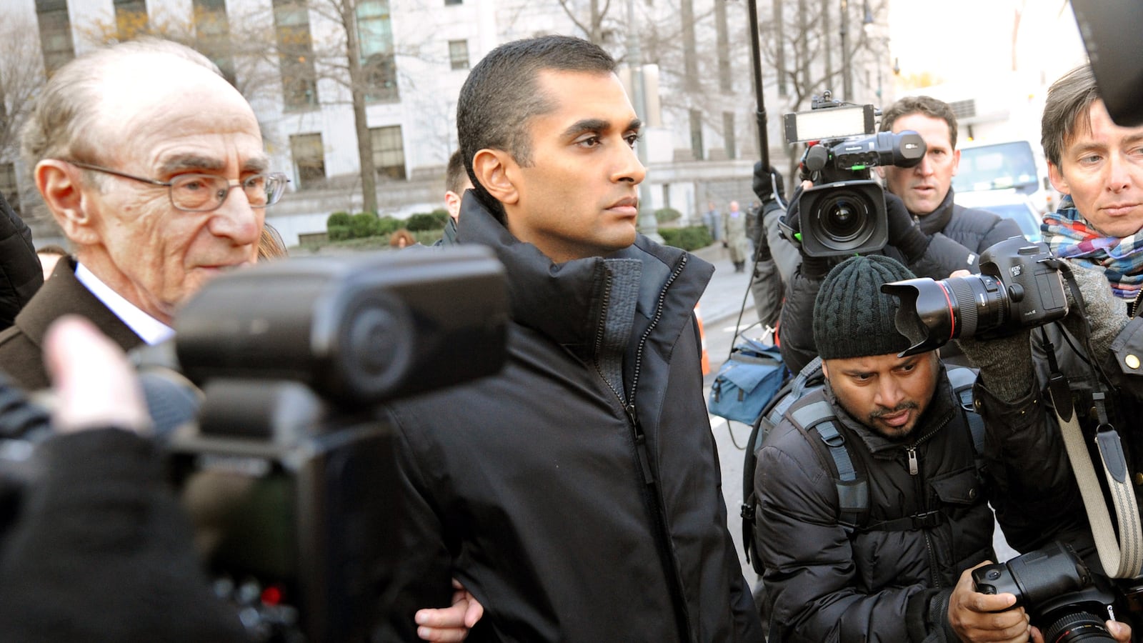 articles/2013/03/19/614m-sac-capital-settlement-a-sign-of-wall-street-s-cynical-calculus/130318-gross-sac-settlement-tease_wwb8ls