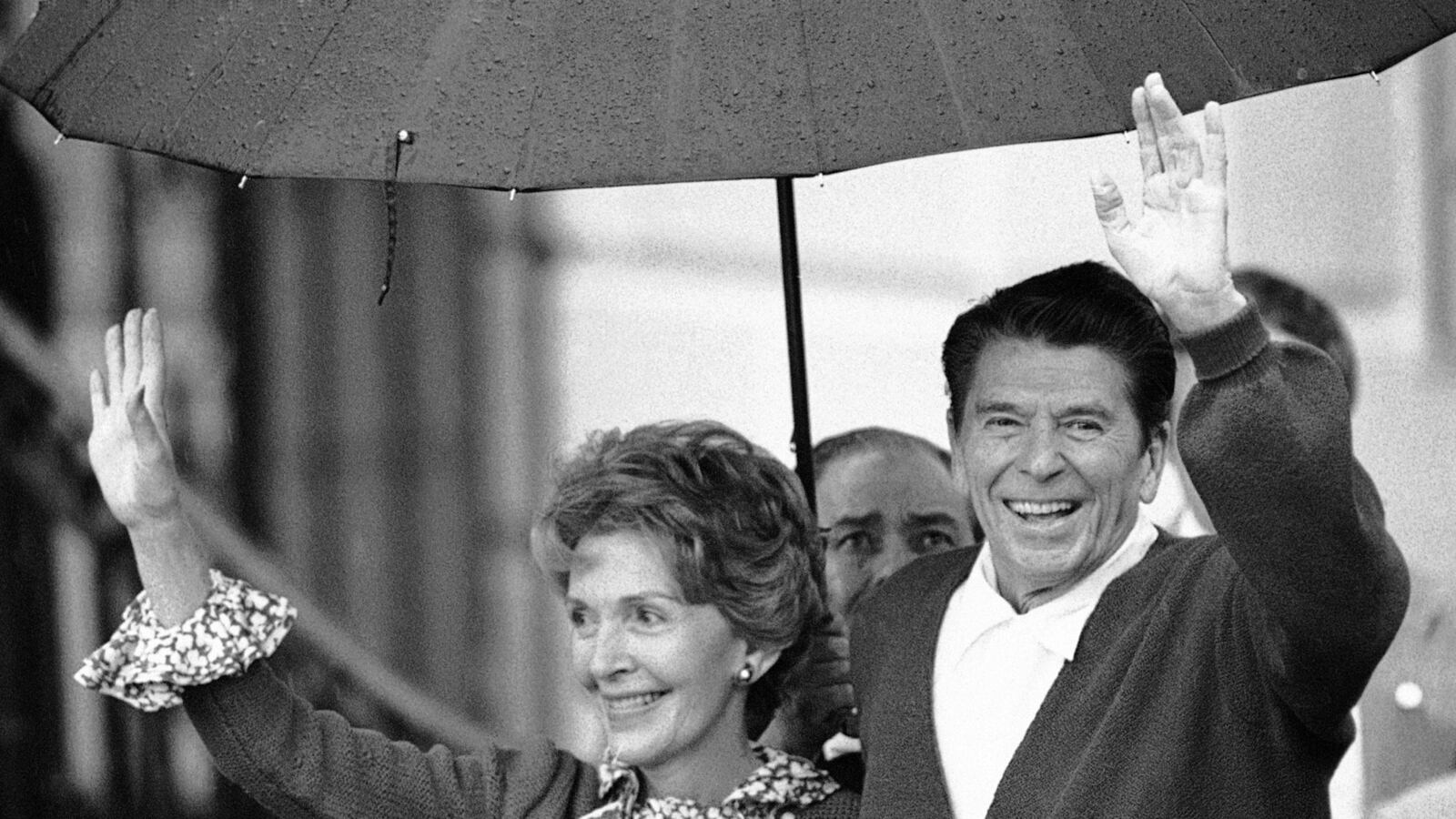 cheats/2012/05/22/reagan-s-blood-to-be-auctioned/reagan-blood-sale-cheat_v6nqic