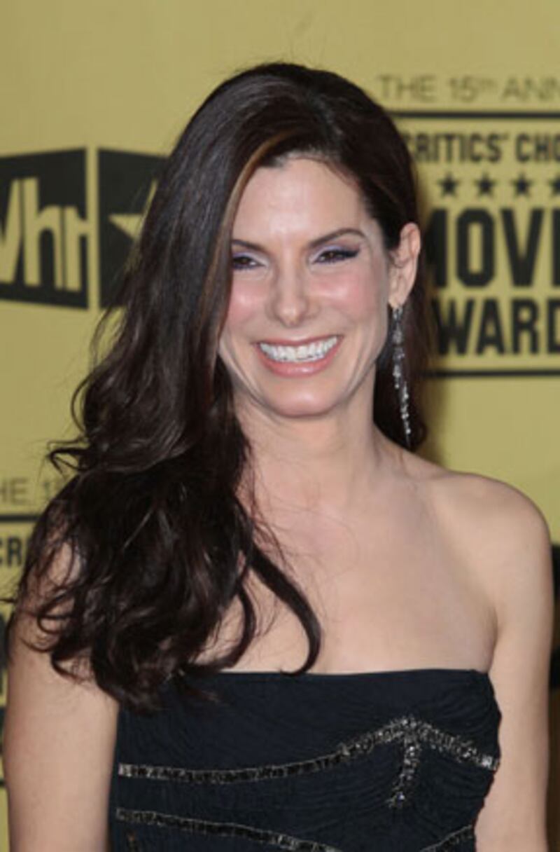 galleries/2010/01/16/hollywood-s-prom-season/critichoice---sandra-bullock_afhkww
