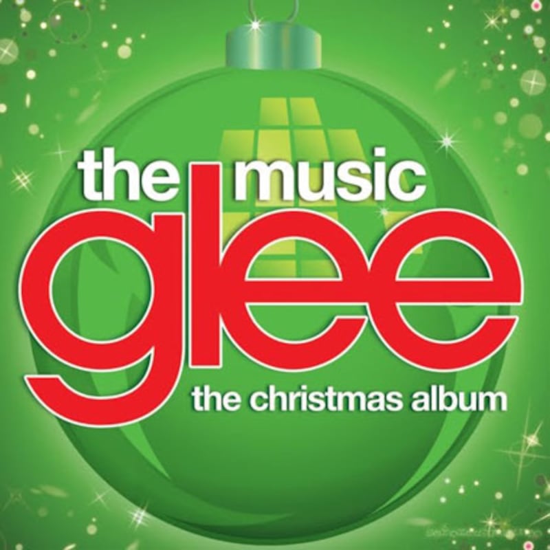 galleries/2010/12/07/2010-christmas-albums/christmas-album---glee_qsx7cv