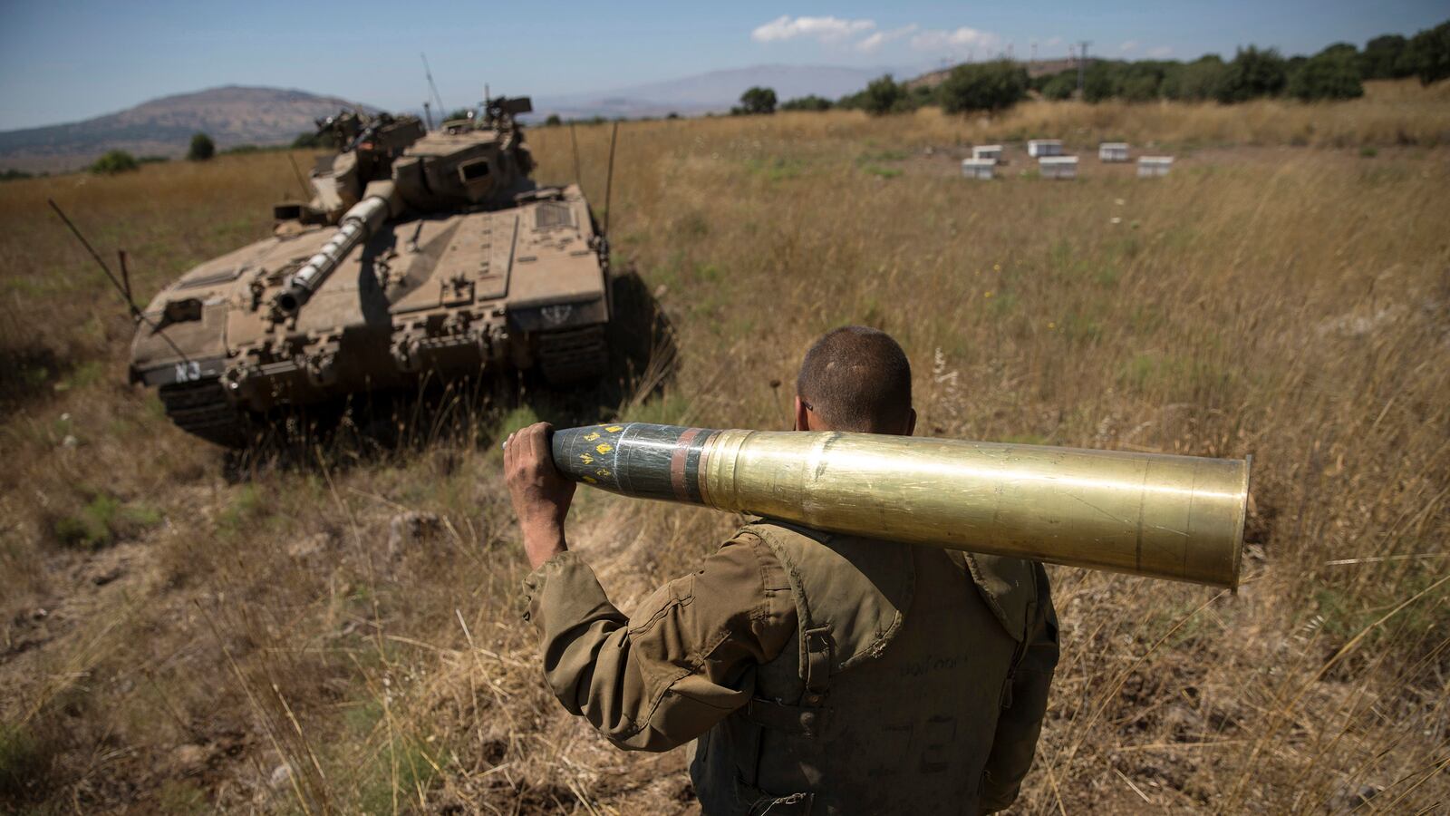 cheats/2014/06/23/israel-strikes-after-syrian-missile-hit/140623-israel-strikes-syria-cheat_massun