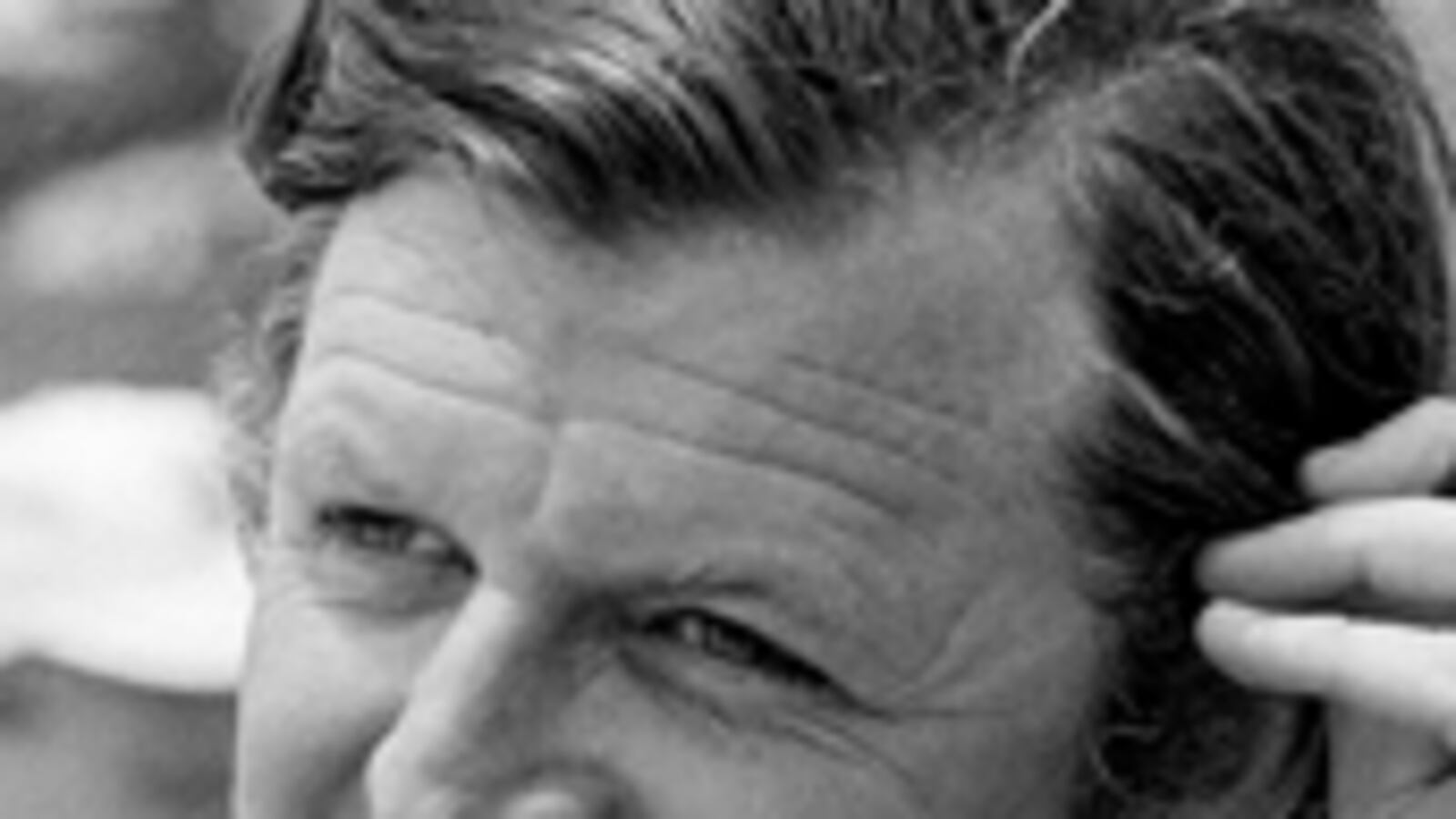 articles/2009/09/15/the-real-teddy/clymer-ted-kennedy-memoir_49832_ottbp2