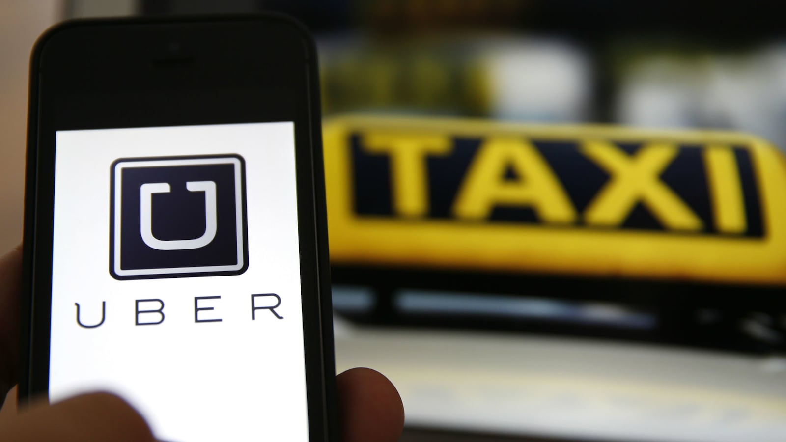 cheats/2014/10/22/nyc-uber-drivers-protest-for-pay-raise/141022-uber-cheat_aq4oce