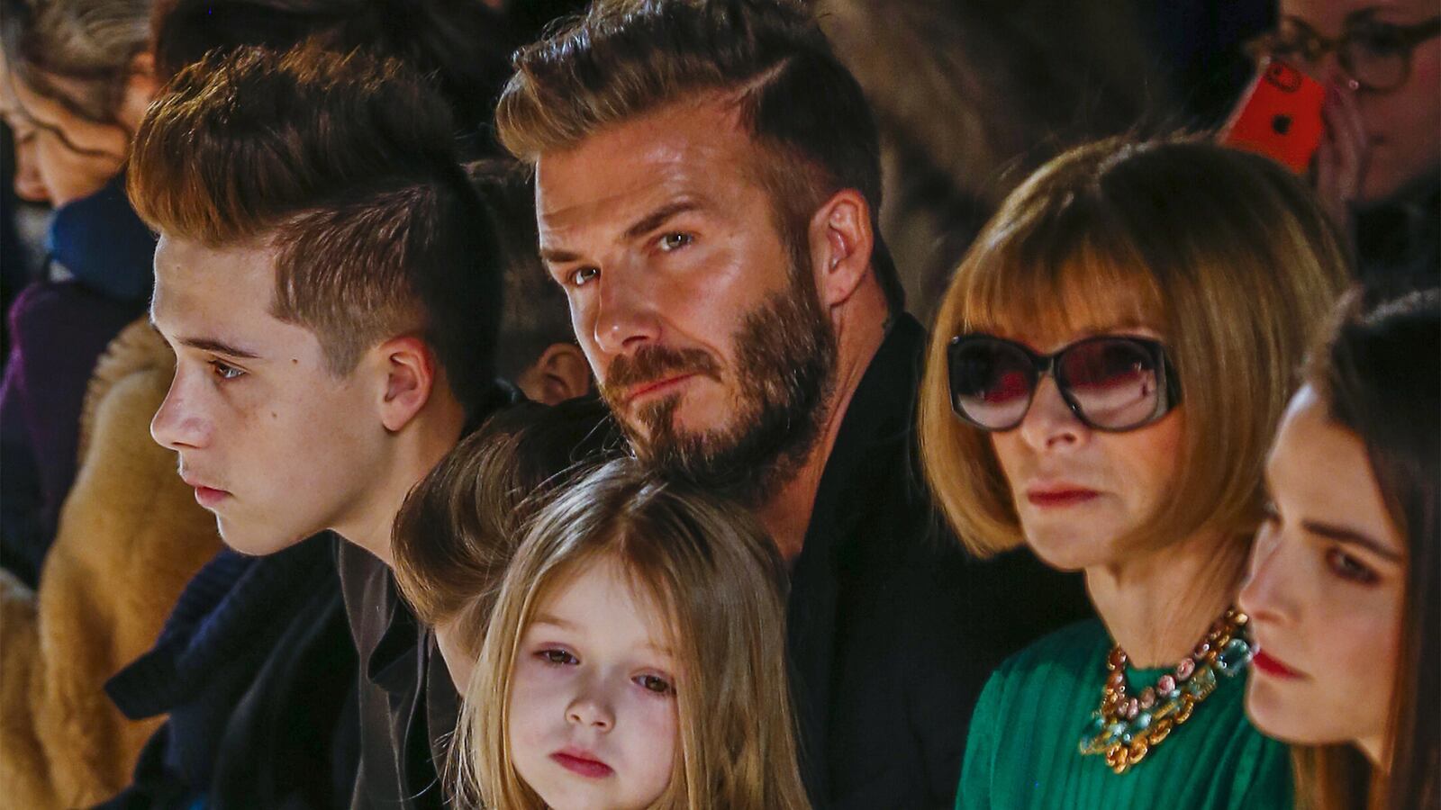 articles/2015/08/11/david-beckham-best-dad-ever-defends-4-year-old-daughter-s-binkie/150811-teeman-beckham-tease_hau0qg