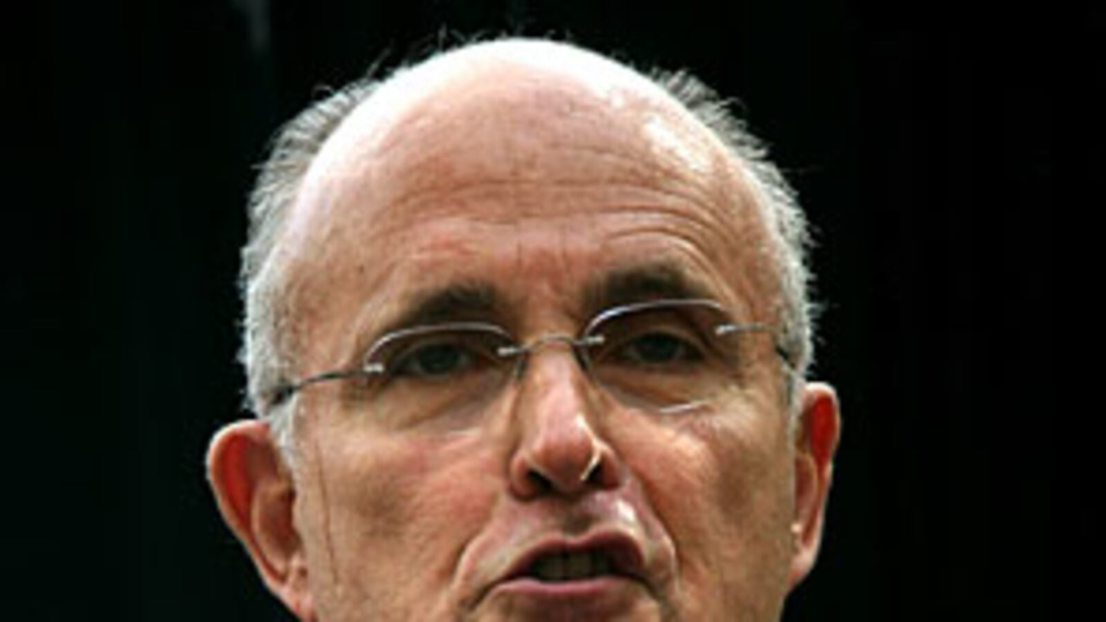 cheats/2009/10/19/giuliani-stokes-crime-fears/giuliani-1_gnm4mj