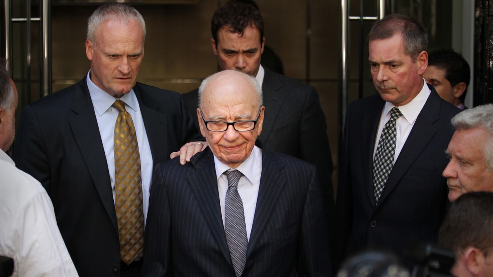 articles/2011/08/08/rupert-murdoch-s-news-corp-board-of-directors-meets-to-address-crisis/news-corp-board-murdoch-summers_v5mzw1