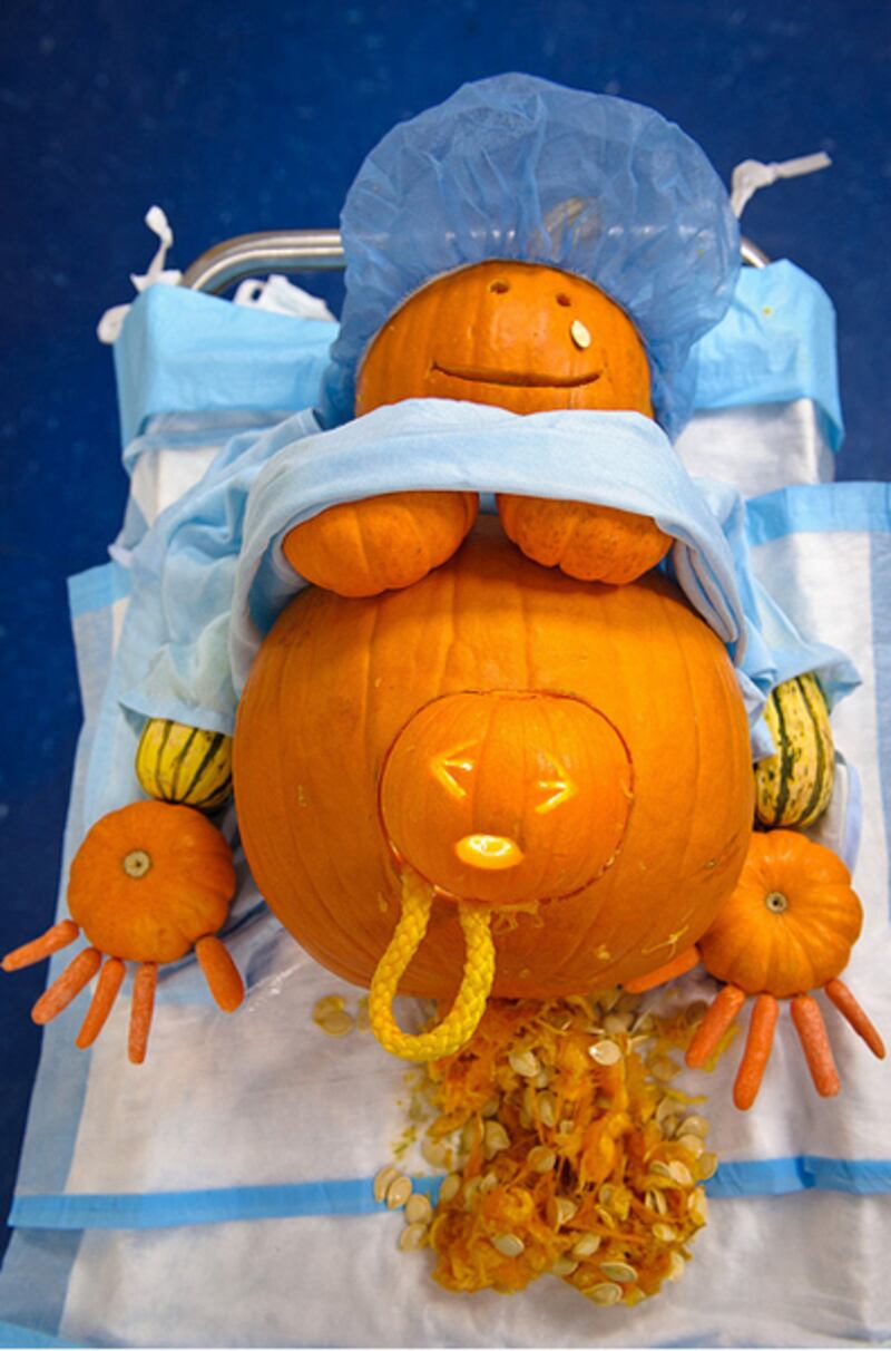 galleries/2011/11/04/pumpkin-births-and-the-week-s-best-memes-photos/memes-pumpkin-birth_esvp37