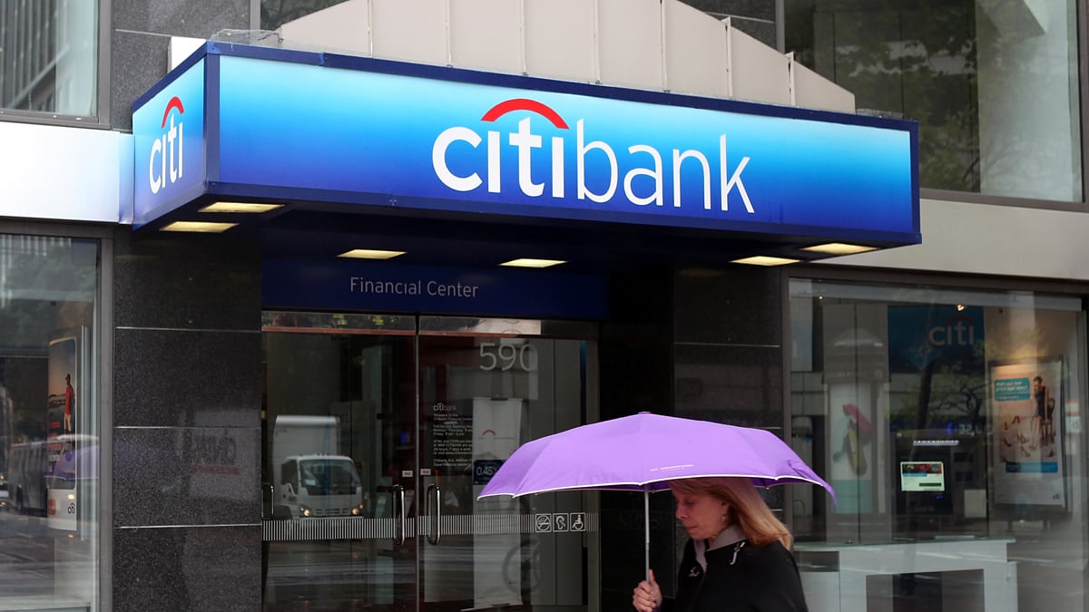 cheats/2012/12/05/citigroup-to-cut-11-000-jobs/citibank-to-pay-cdo-lawsuit-cs_ymn1fr