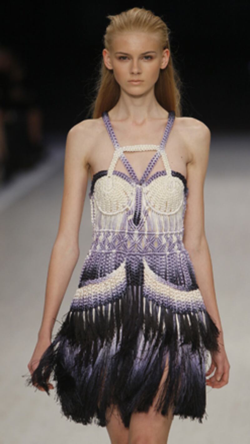 galleries/2010/09/19/london-s-first-days/londons-first-days---16_ydjgmk