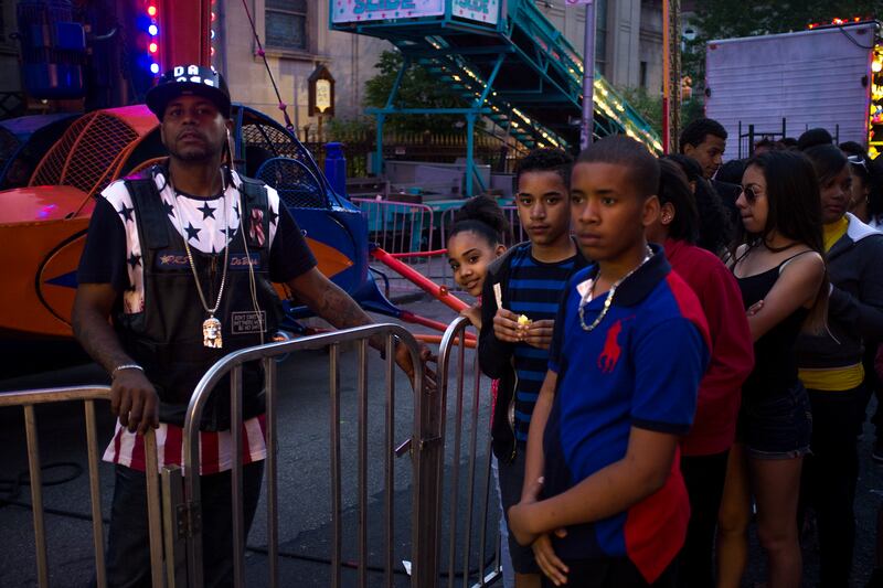 galleries/2015/07/03/old-glory-in-new-york-the-flag-in-the-city/150702_acw_americanflags_17_zon2et