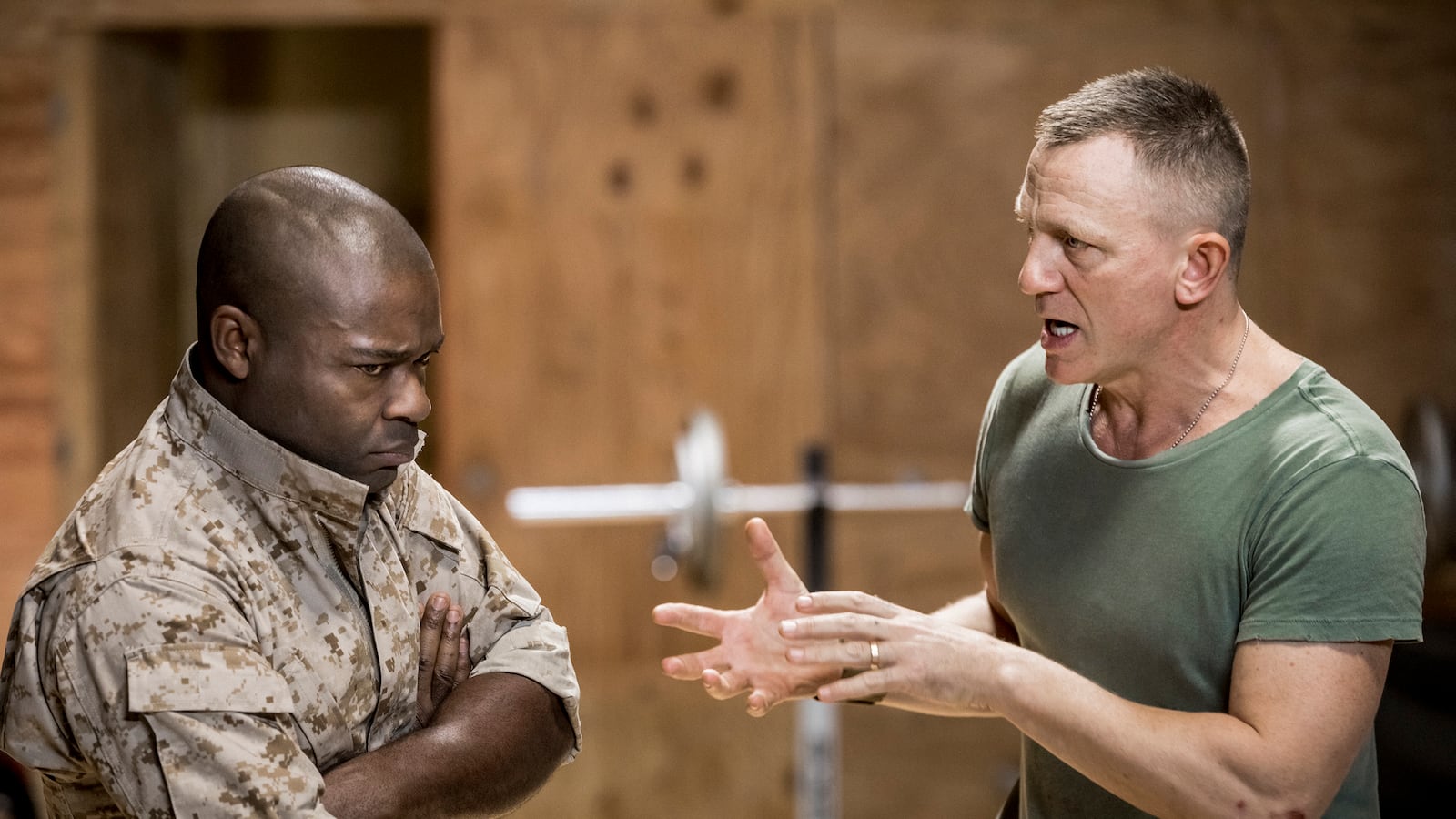 articles/2016/12/12/from-james-bond-to-shakespeare-villain-review-of-othello-starring-david-oyelowo-and-daniel-craig/161212-teeman-othello-tease2_nde3s3