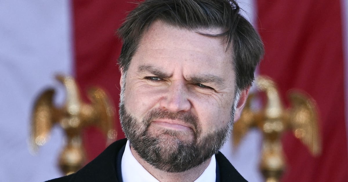 MSNBC-Moderator kritisiert JD Vance-Interview in hitziger Epstein-Debatte