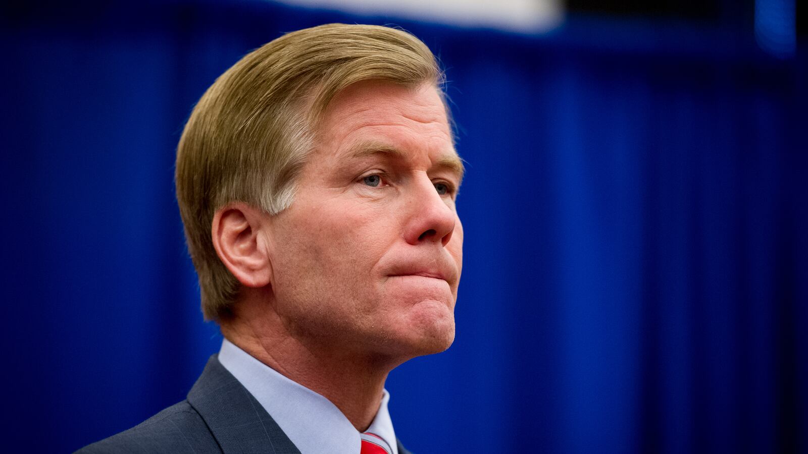 articles/2013/12/19/feds-delay-mcdonnell-indictment/130627-bob-mcdonnell-tease_vhjlvi