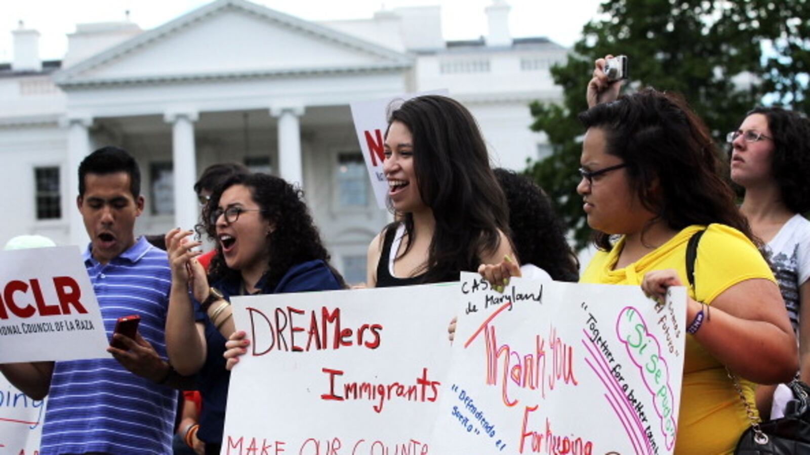 cheats/2012/12/07/senators-tasked-with-immigration-reform/immigrants-dream-act_isu8f4