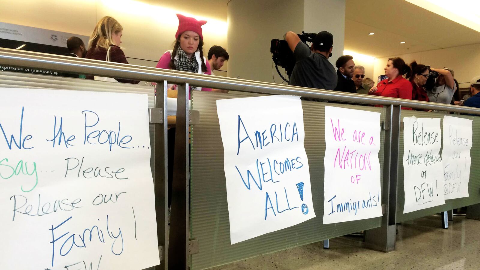 articles/2017/01/28/refugee-family-s-grandmother-detained-on-trump-s-orders/170128-glawe-refugee-detained-iraq-tease_x9sv2x