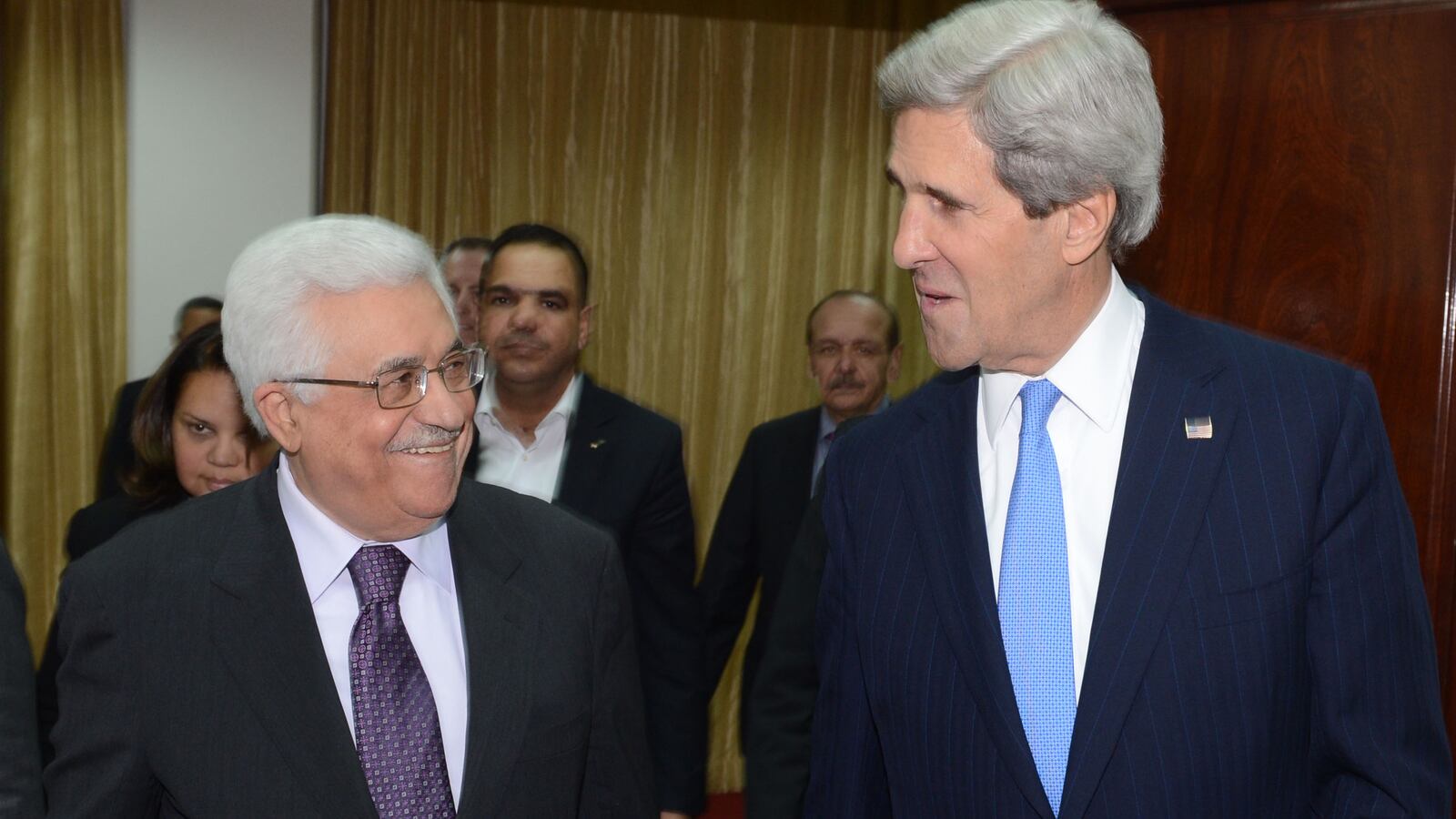 cheats/2013/04/07/kerry-to-revive-mid-east-talks/130407-Abbas-Kerry-cheat_rxwyay