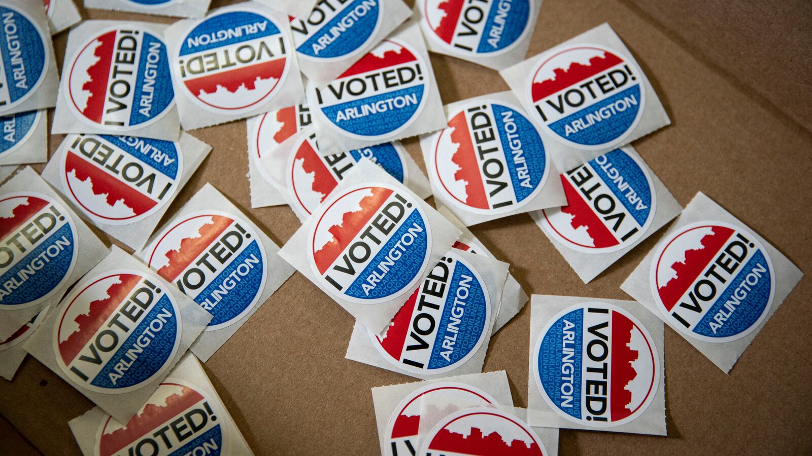 2020-09-18T172257Z_501089414_RC251J9B9X69_RTRMADP_3_USA-ELECTION_mb5idb