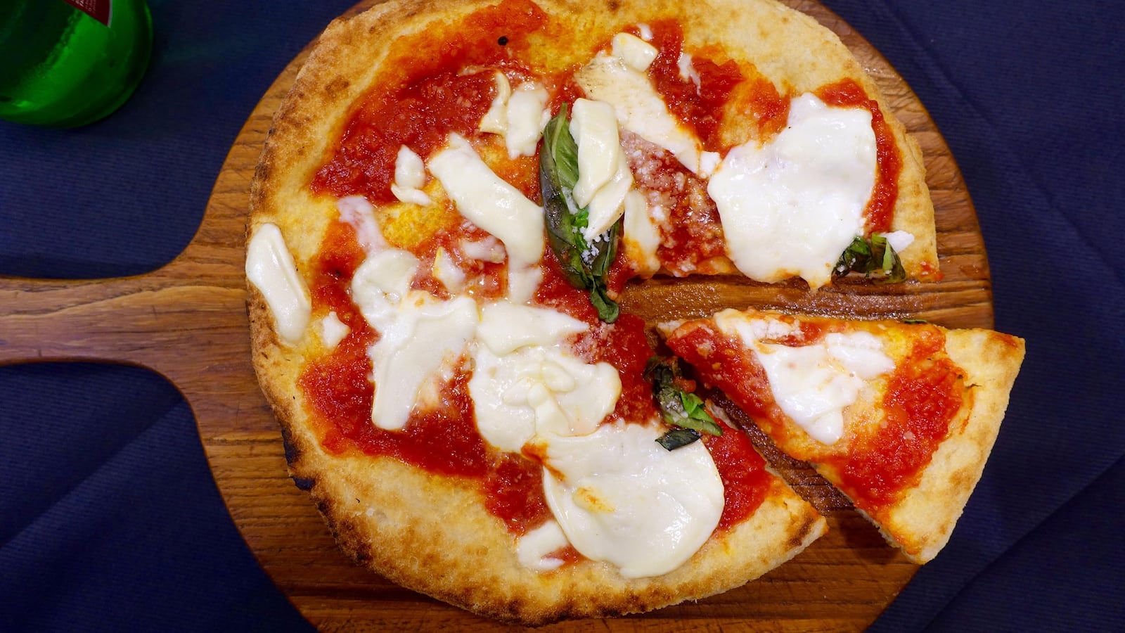 180626-naples-pizza-tease_dqthcg