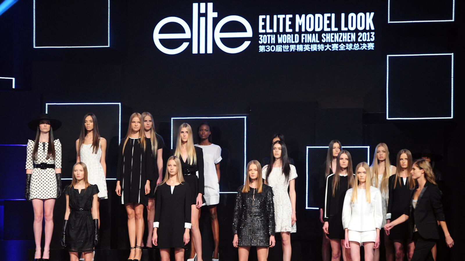 articles/2014/01/14/elite-models-pays-450-000-in-unpaid-intern-case-kanye-west-dines-with-anna-wintour/140114-elite-lawsuit-tease_xwcz39