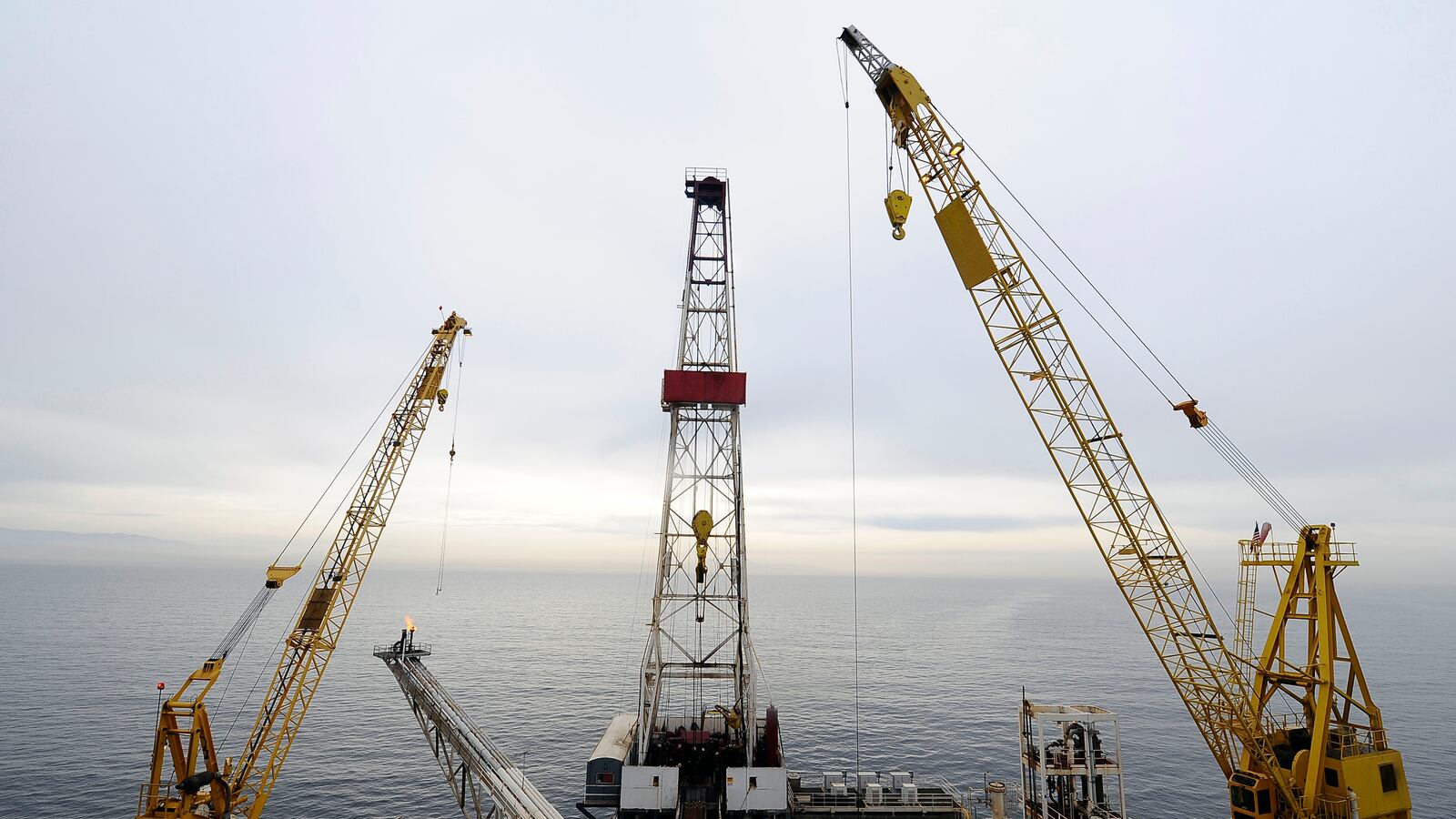 articles/2013/08/27/are-earthquakes-the-result-of-natural-gas-fracking/130827-what-da-frack-cheat_jnwyxs