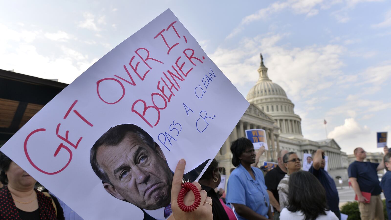 articles/2013/10/07/shutdown-aversion-republicans-may-have-just-lost-the-house/131006-tomasky-debt-ceiling-tease_udrxcl