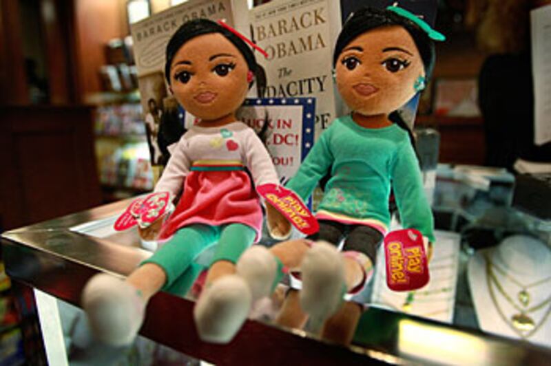 articles/2009/01/28/the-wretched-sasha-and-malia-dolls/winik-obama-dolls_12121_pqabw4
