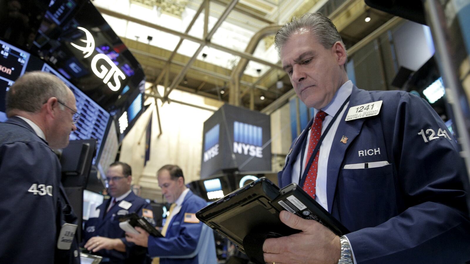 cheats/2017/01/06/u-s-wages-rose-2-9-in-december/160805-july-jobs-cheat_mumwiq