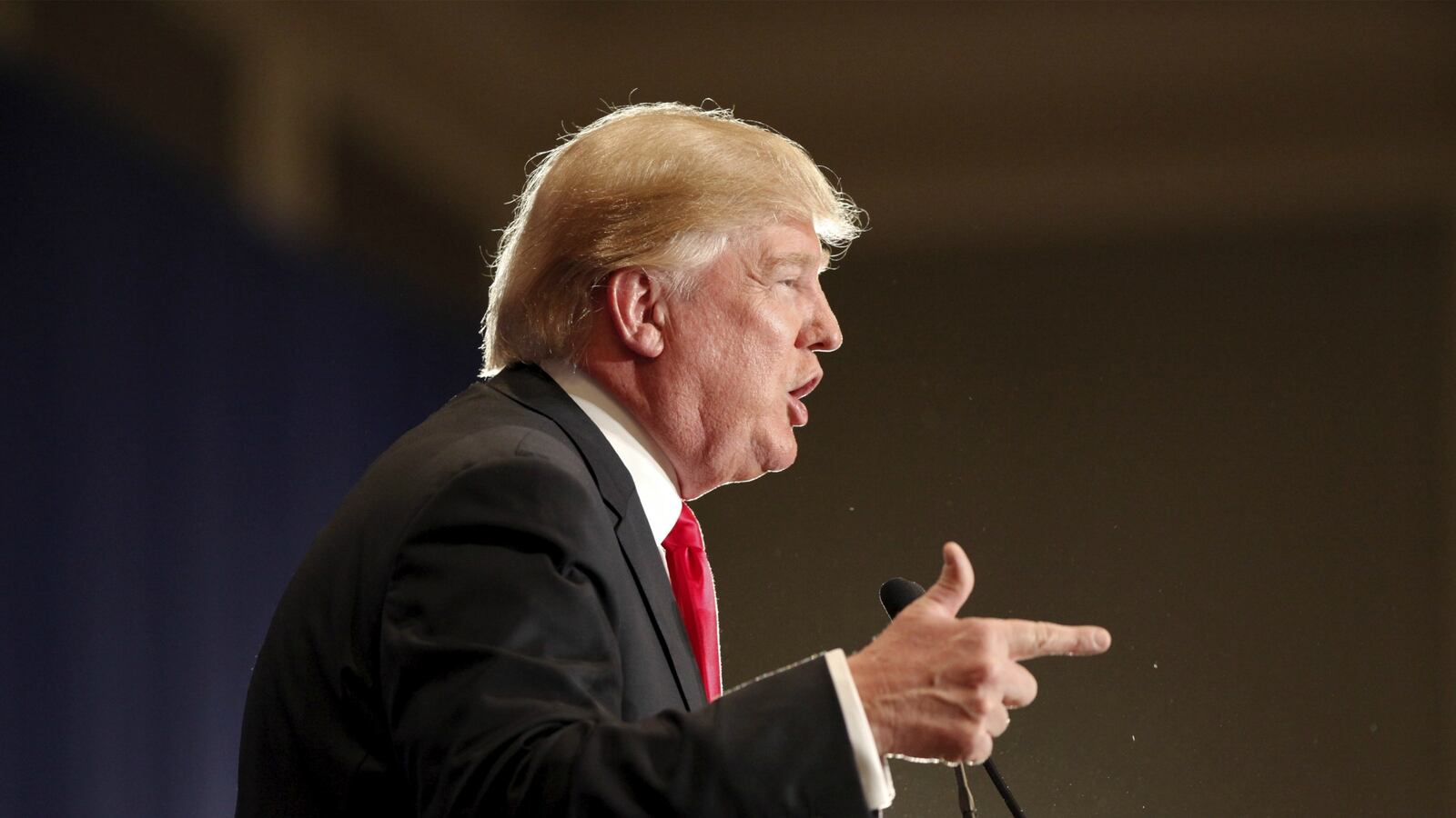 cheats/2016/01/07/trump-wants-45-percent-tariff-on-china/160107-trump-tariff-cheat_tdpkqv