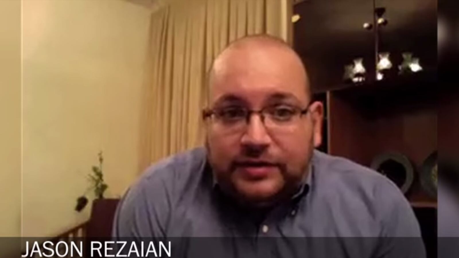 cheats/2014/12/10/iran-forces-american-to-sleep-on-floor/141210-jason-rezaian-cheat_a5cuzr