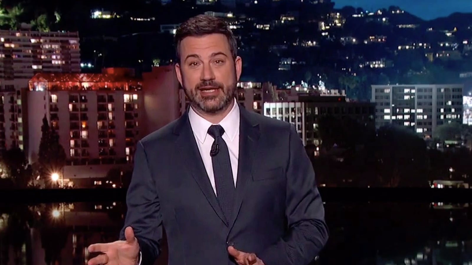 articles/2017/04/12/jimmy-kimmel-brutally-mocks-sean-spicer-never-defend-hitler/170411-wilstein-kimmel-spicer-hitler-tease_s4nidb