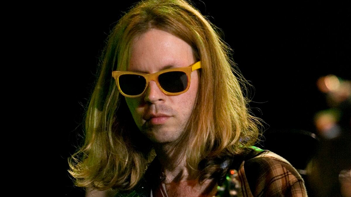 cheats/2012/08/09/beck-s-new-album-is-sheet-music/beck-new-music-cheat_bcgcwo