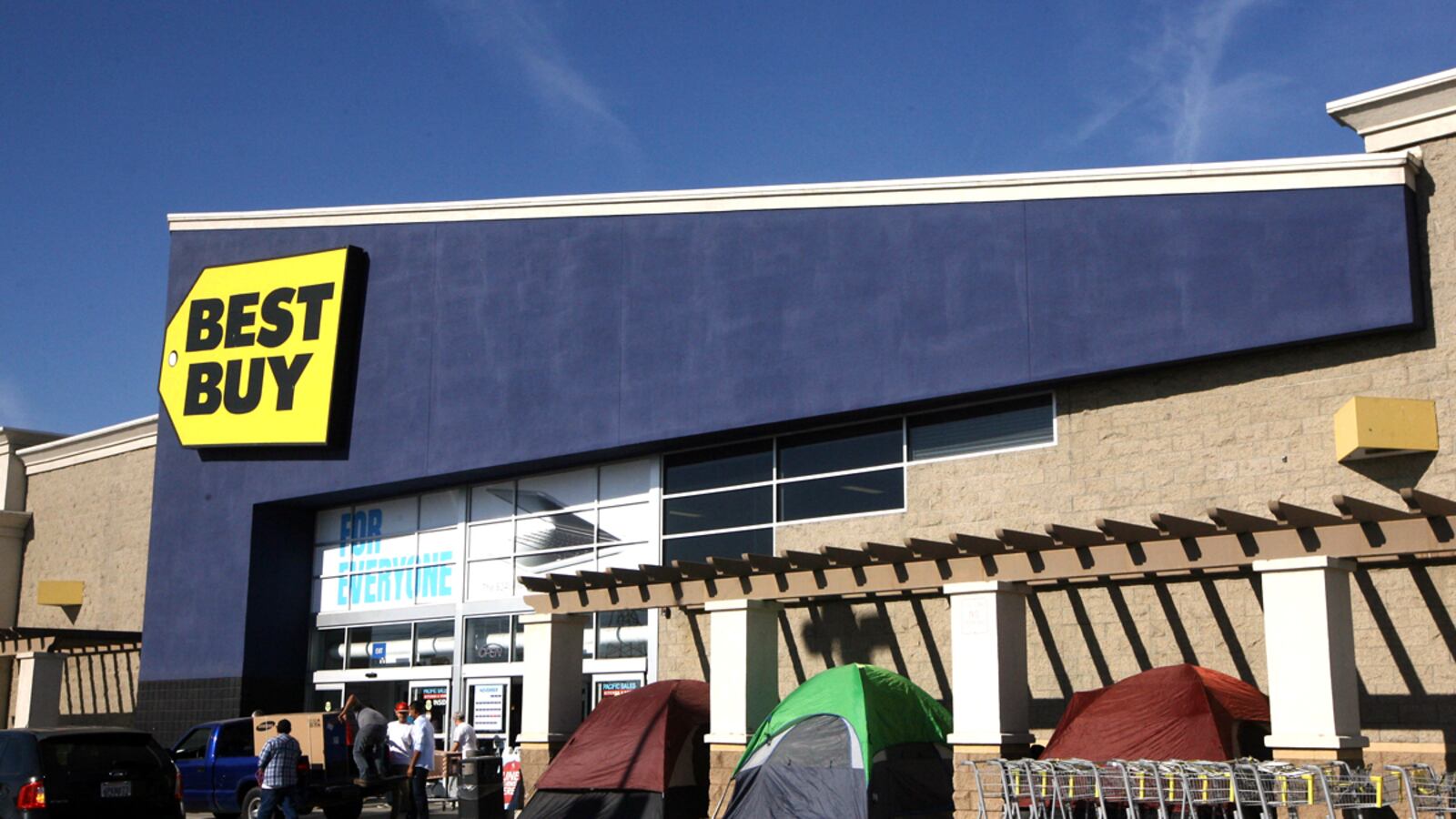 articles/2012/11/21/the-black-thursday-backlash/black-friday-invasion-zeitlin_bcx8u0