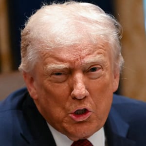 Jon Favreau, Donald J. Trump