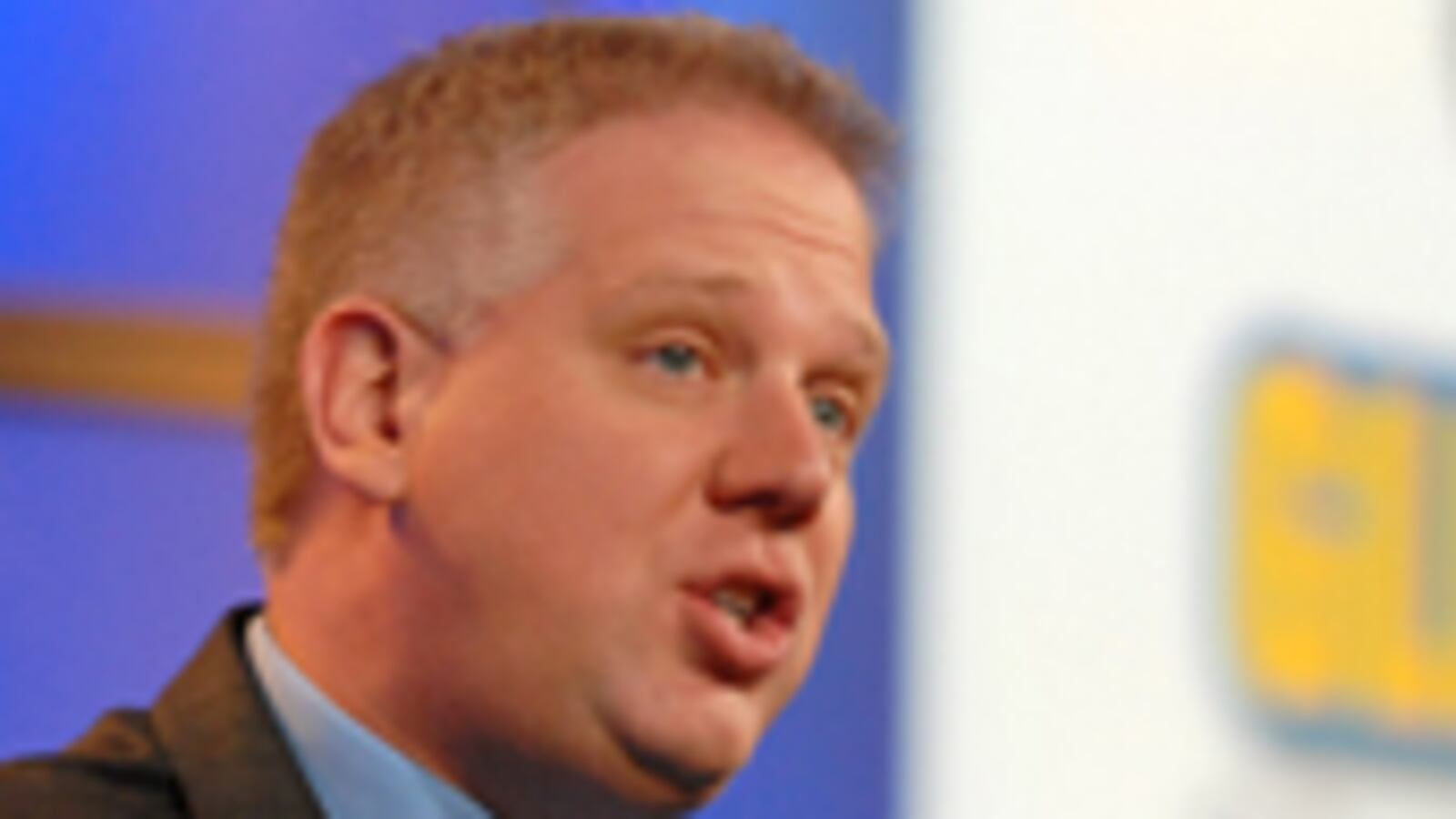 articles/2010/02/18/heres-to-you-glenn-beck/jacoglenn-beck_82981_ozmizk