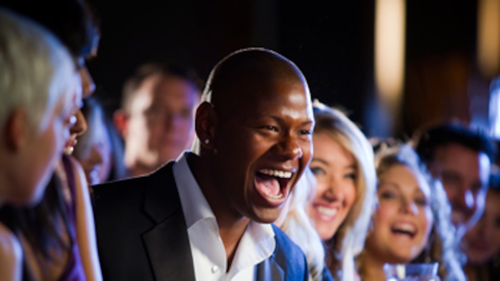 articles/2011/03/31/april-fools-day-the-neuroscience-of-humor/begley-humor_170537_xsaikw