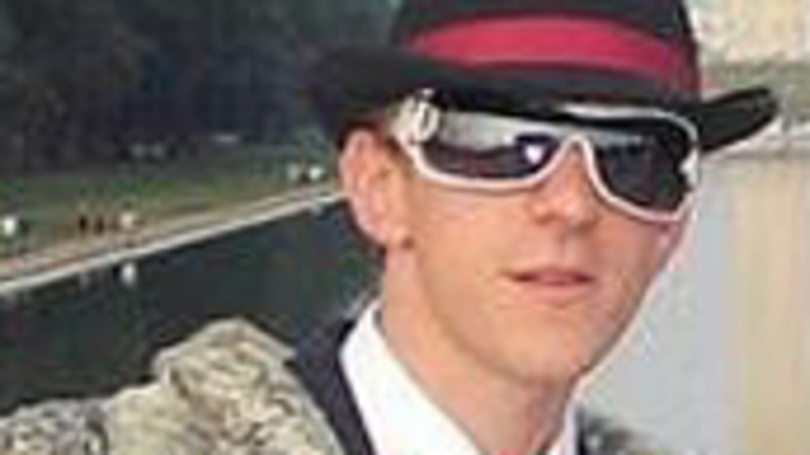 articles/2010/01/26/another-right-wing-reporting-flame-out/sarlin-james-okeefe_77765_kffhwd