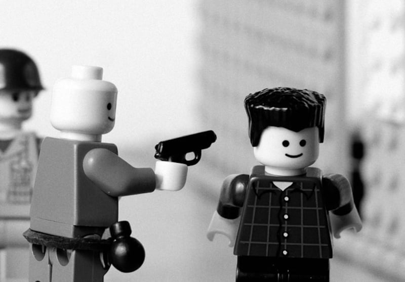 galleries/2009/08/27/classic-photography-in-lego/lego-9_ujlszv