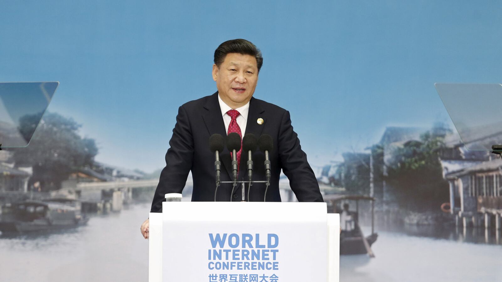 cheats/2015/12/16/chinese-president-backs-free-internet/151216-jinping-internet-cheat_fox9pj