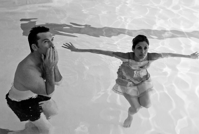 galleries/2011/05/13/keira-knightley-on-the-set-of-last-night/last-night---behind-the-scenes-7_w621hc