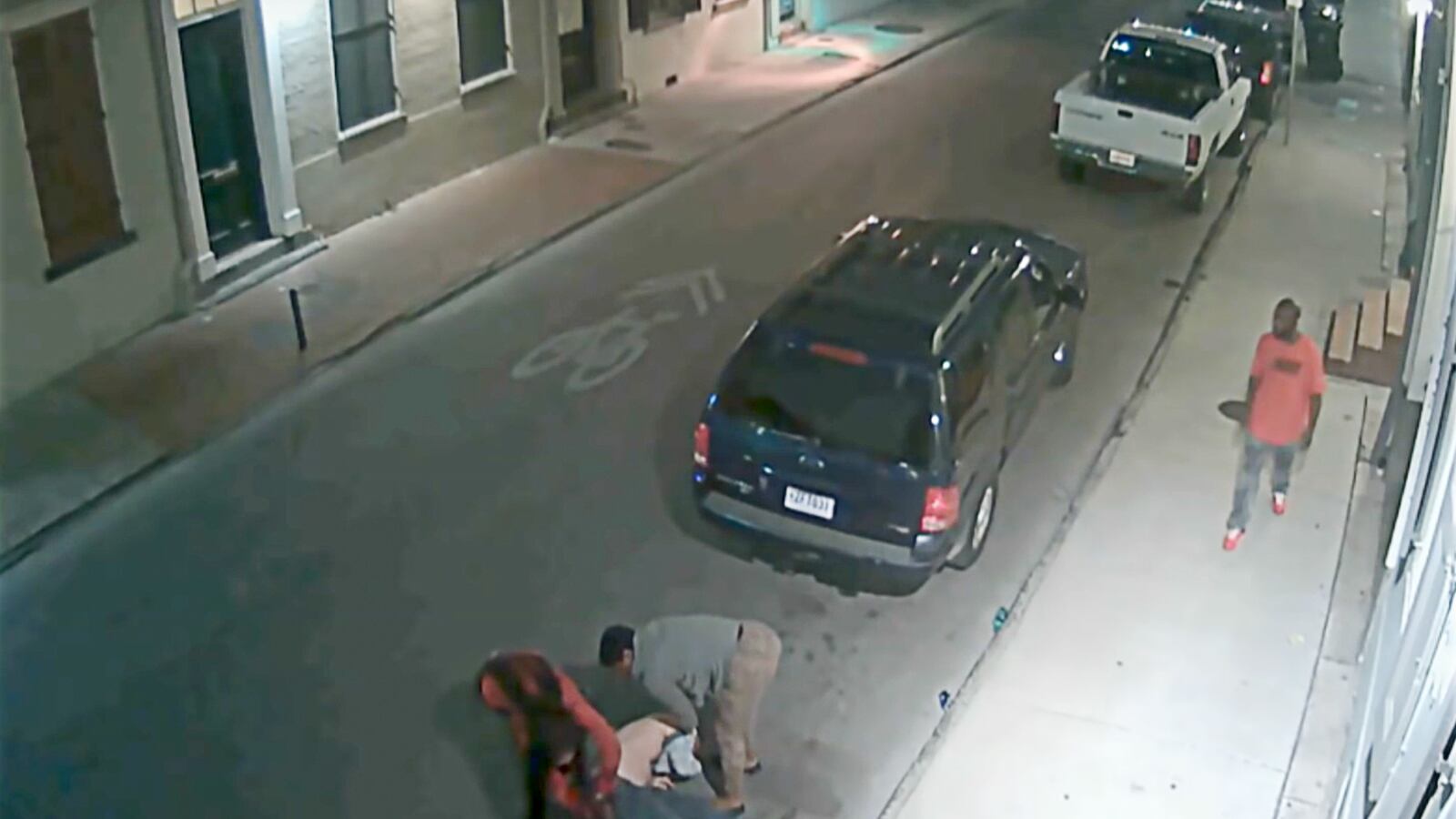 videos/2015/10/07/video-shows-2-women-mug-50-year-old-man/20151007-nopd-joiner_drzd0v