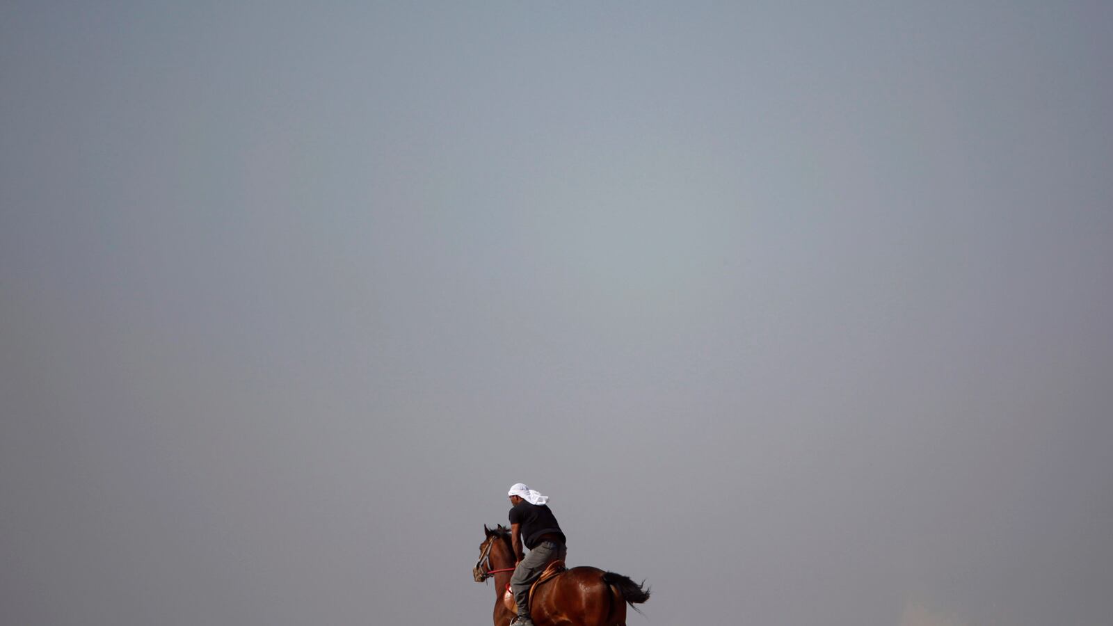 articles/2014/06/16/the-negev-desert-s-vanishing-bedouin/140613-hattem-egypt-desert-tease_w3gzg3