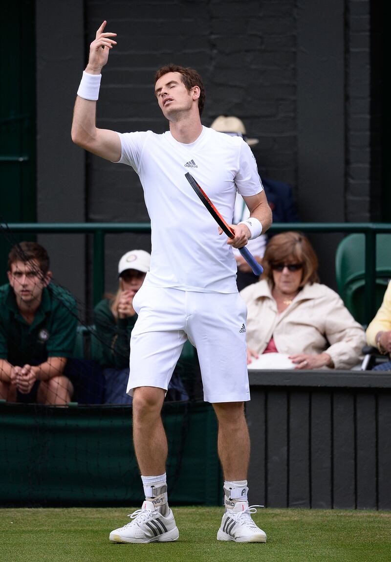 galleries/2013/07/07/novak-djokovic-sloane-stephens-more-outrageous-wimbledon-faces-photos/wimbledon-funny-faces-murray_l9mshi