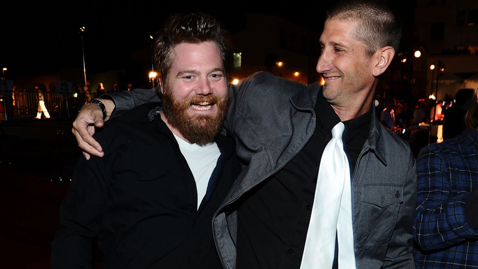 cheats/2011/06/22/jackass-star-was-driving-drunk/ryan-dunn-drinking-cheat_nauwyb