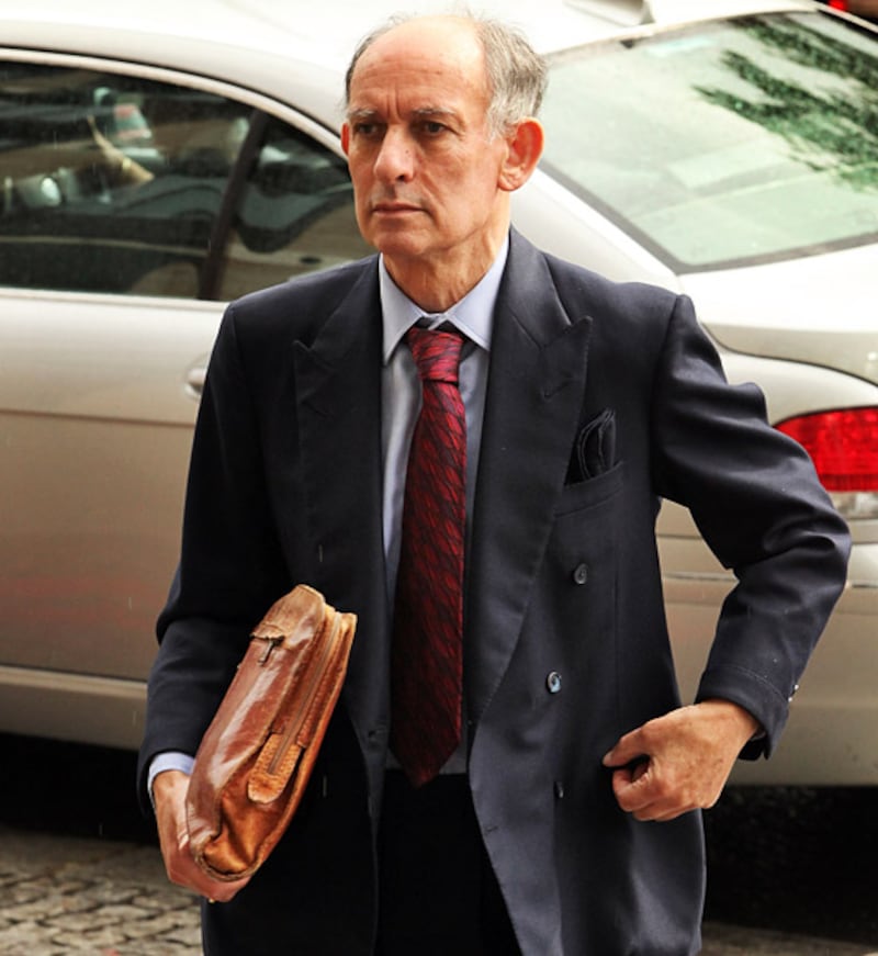 galleries/2011/07/18/the-murdoch-scandal-arrests/stuart-kuttner-news-of-the-world-arrests_ncks2w