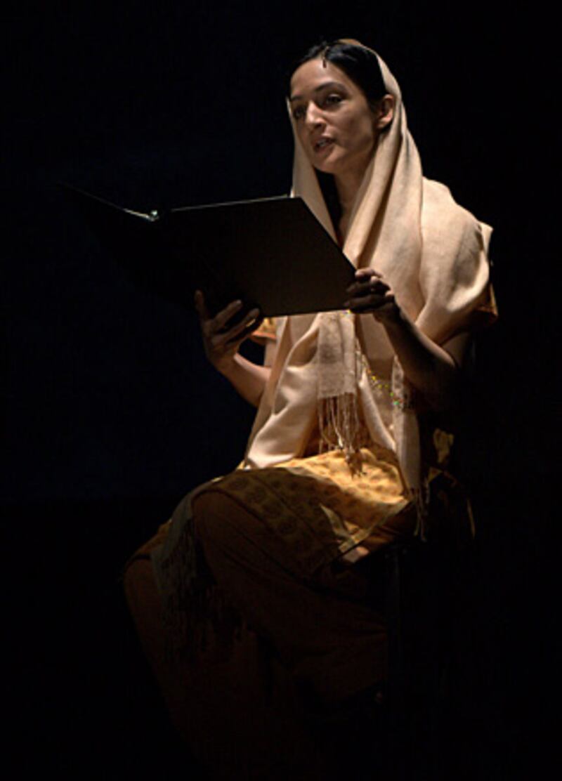 galleries/2010/03/12/women-in-the-world-presents-seven/seven-7_lqudz4