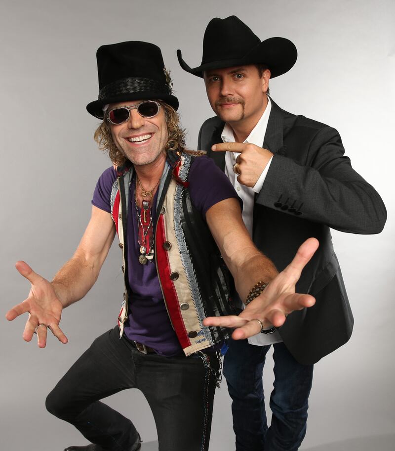 galleries/2013/06/06/backstage-at-the-2013-cmt-music-awards-photos/big_rich_zhuues